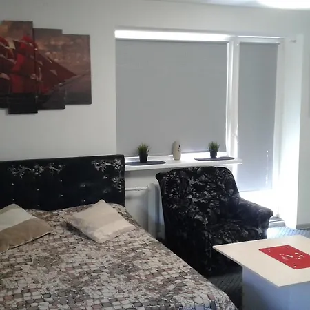 Kvartira Na Surhanava 36 Apartment *