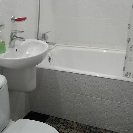 Apartment Kvartira Na Surhanava 36